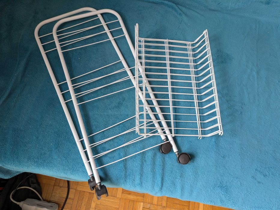 Biały wózek składany 3 koszyczki na kółkach