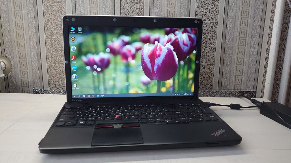 Ігровий ноутбук Lenovo E545