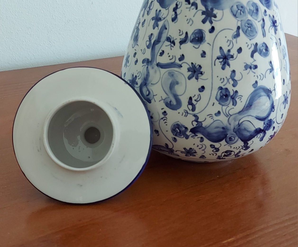 Pote de louça cerâmica decorativo da Frazarte
