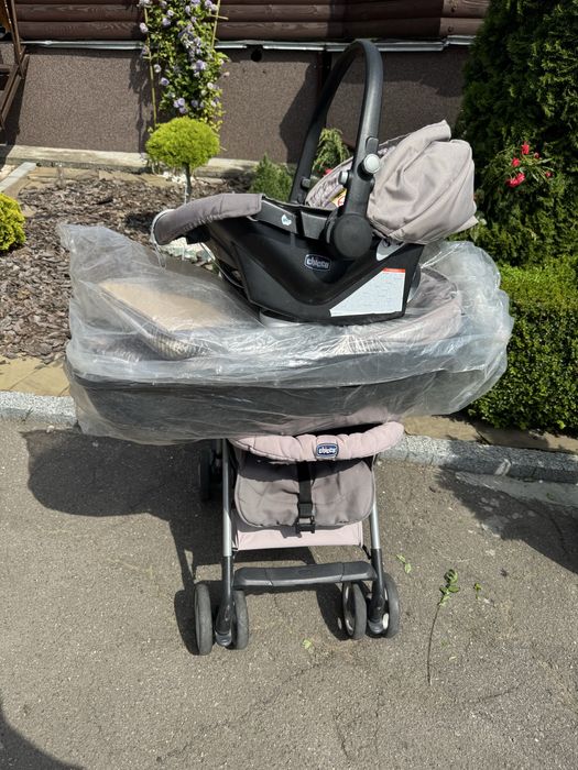 Коляска CHICCO Trio Sprint 3 в 1