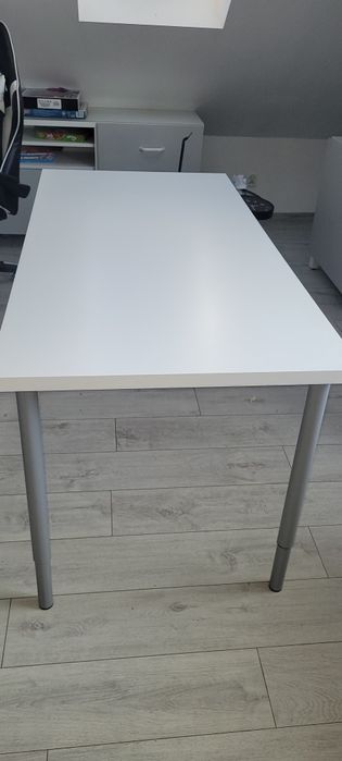 IKEA białe biurko 150x75cm, regulowana wysokość 60/90cm