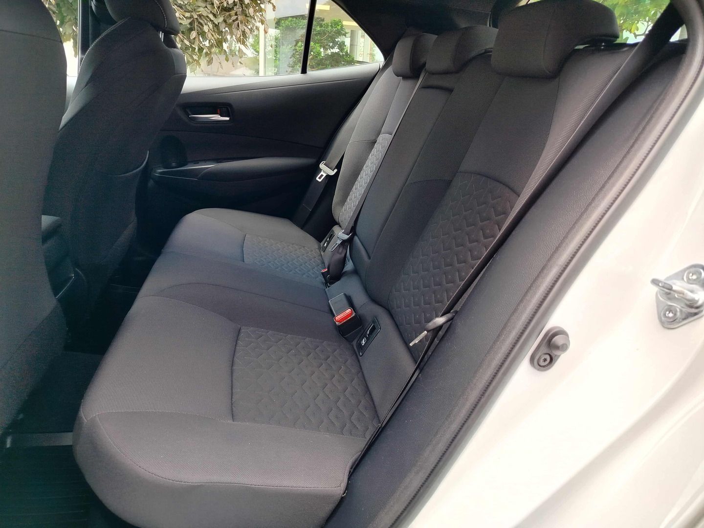 Toyota Corolla Niezawodna Toyota 1.8 Hybrid Comfort f.vat