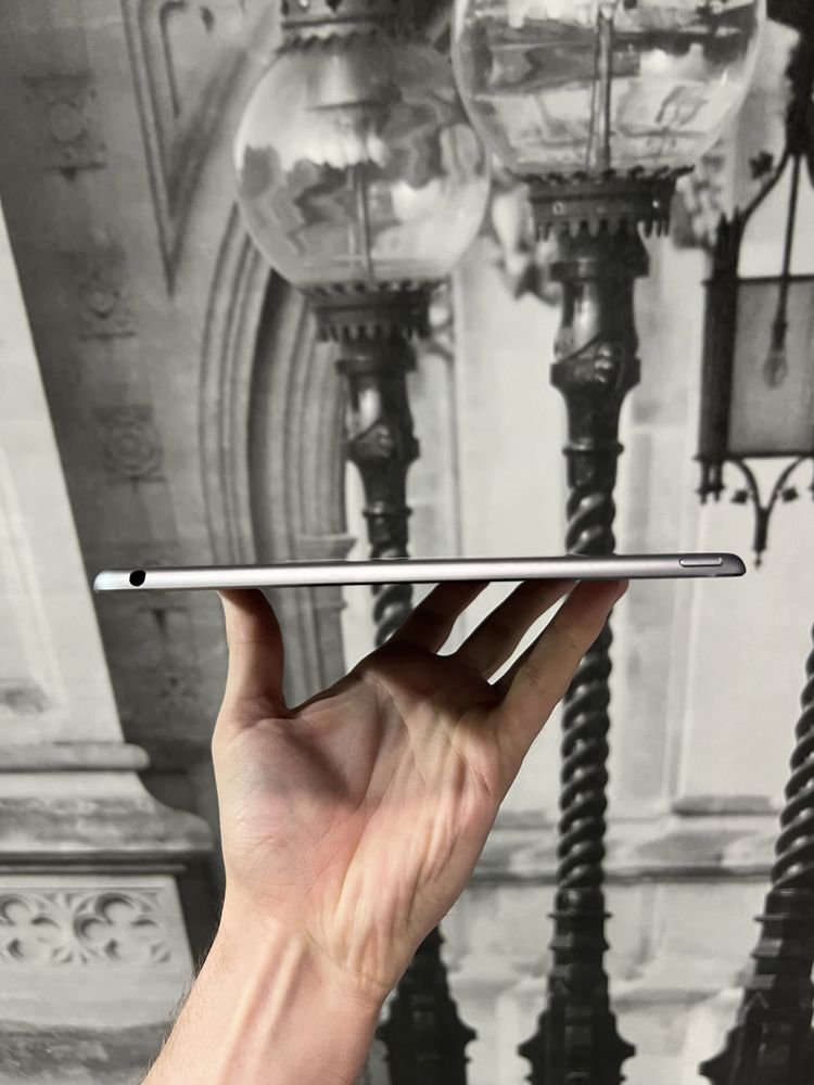 планшет Apple iPad Air 2 128gb Space Gray 9.7 АКБ 93% з гарантією