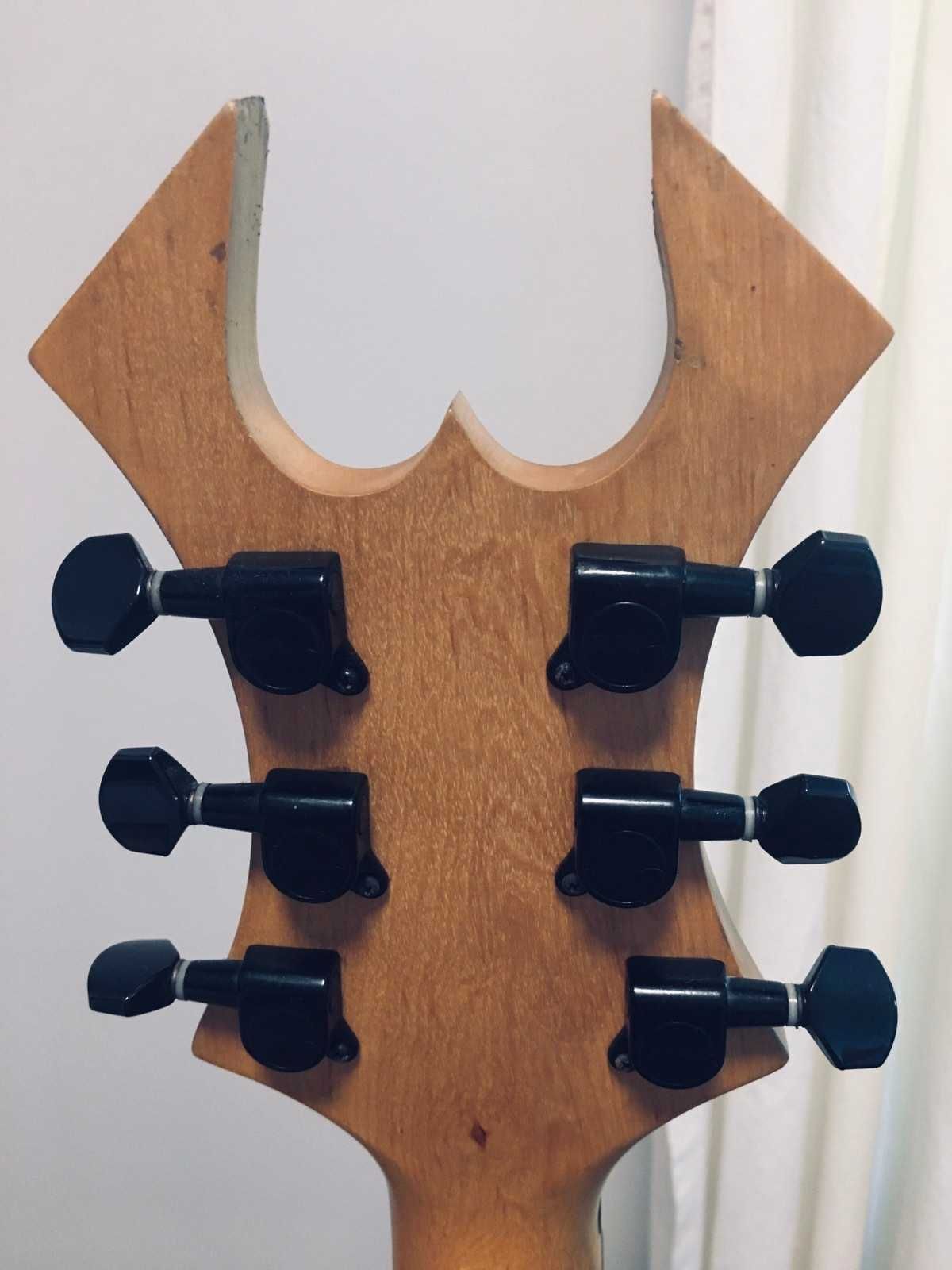 B.C.Rich Kerry King форма Flying V, 2010 год Корея в кейсе, ЕСТЬ ВИДЕО