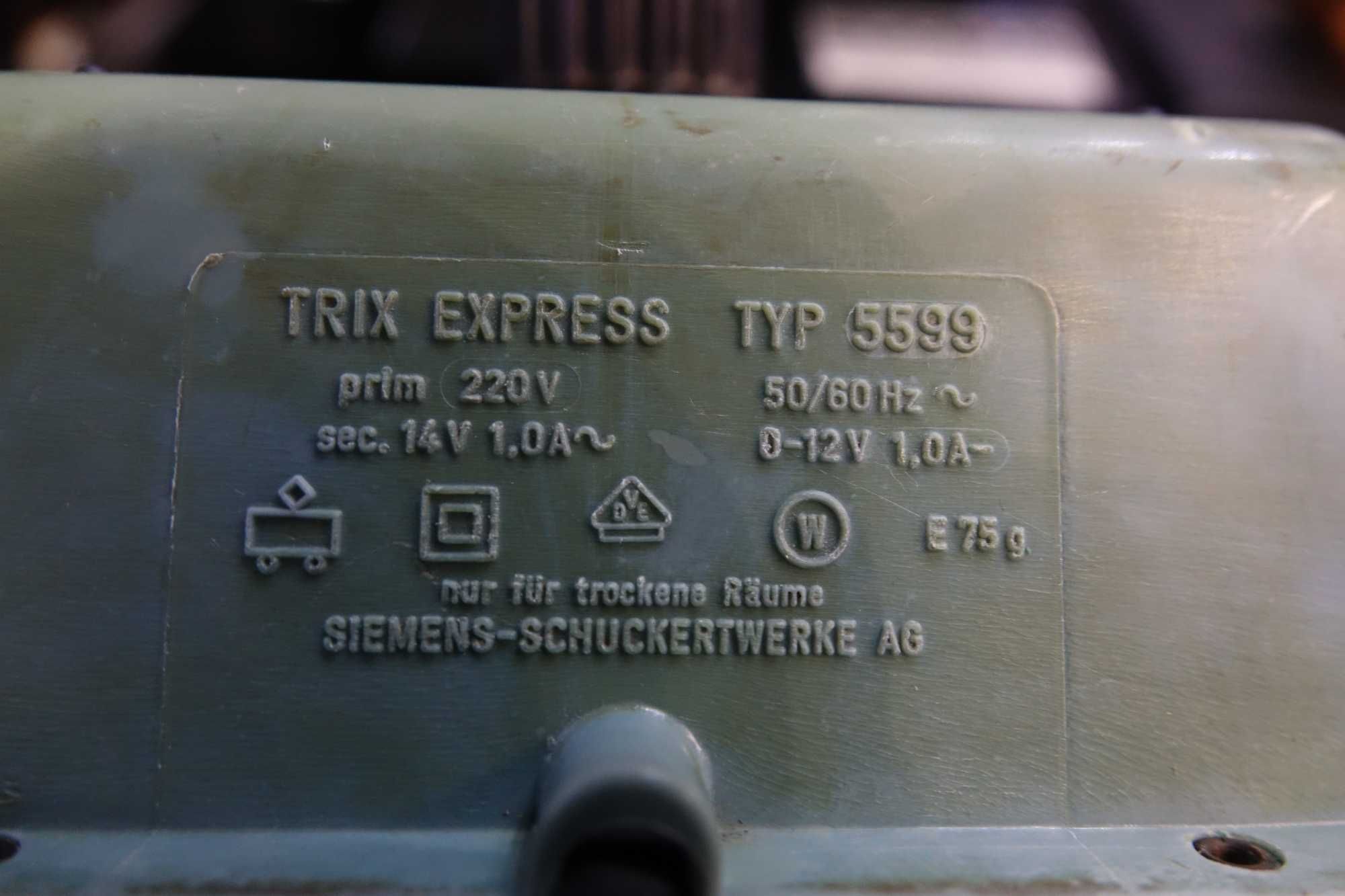 Transformator do sterowania kolejek Trix