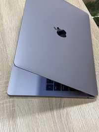 Крутой Macbook Pro 13 256gb оригінал 2019 Space Gray