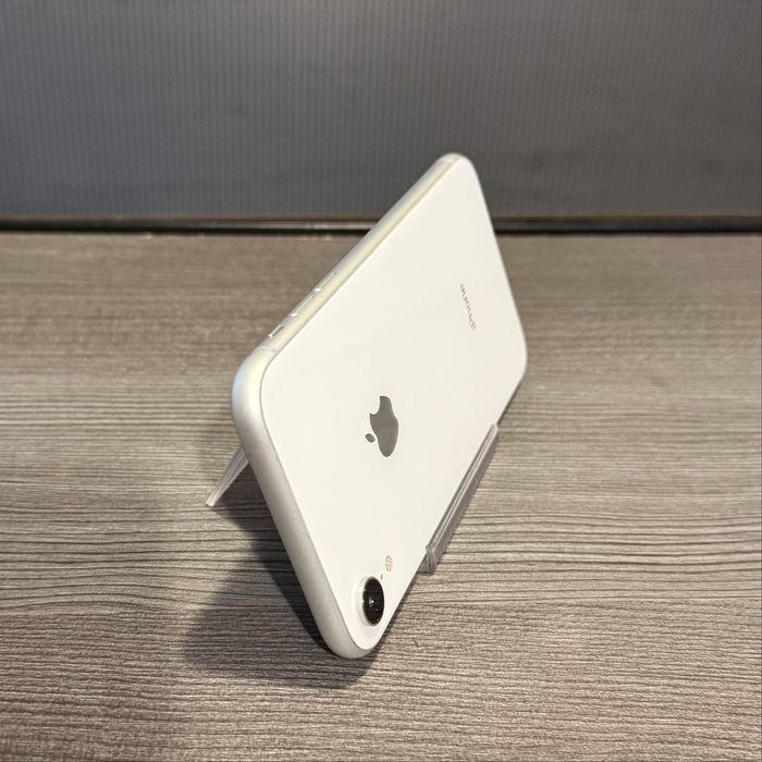 Смартфон Apple Iphone XR 64 gb телефон айфон