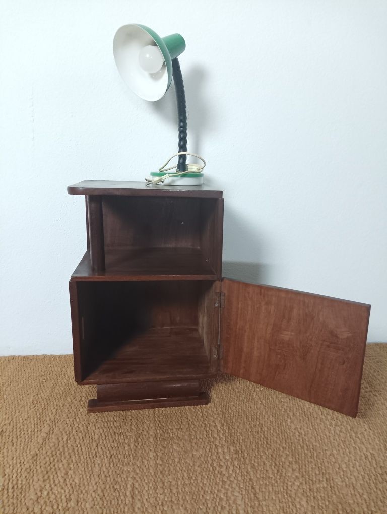 Mesa de cabeceira