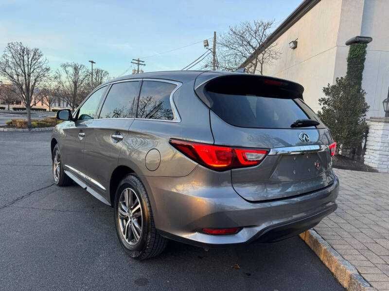 2018 Infiniti QX60 Base
