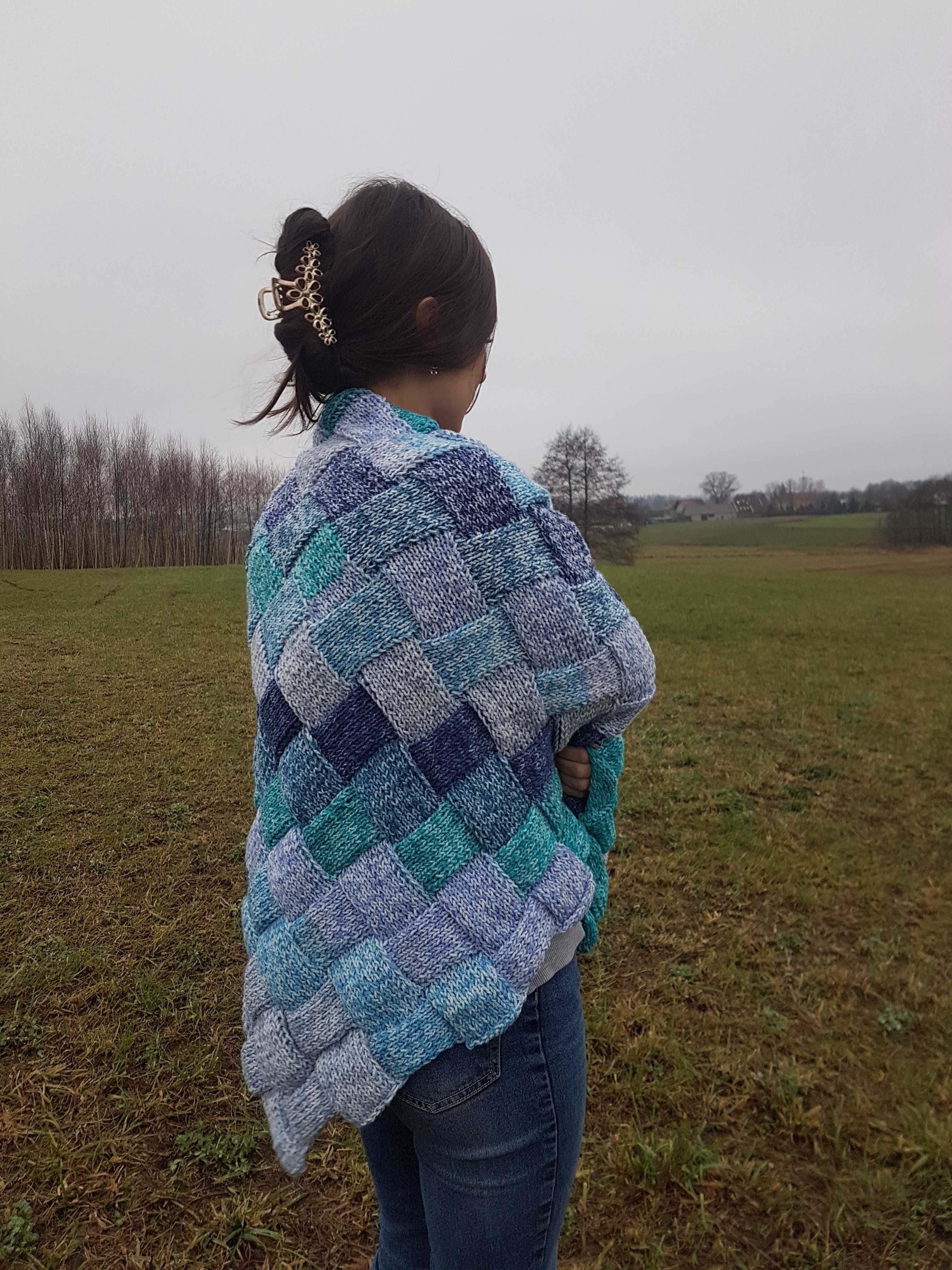 Chusta na drutach  entrelac rękodzieło handmade ręcznie robiona akryl