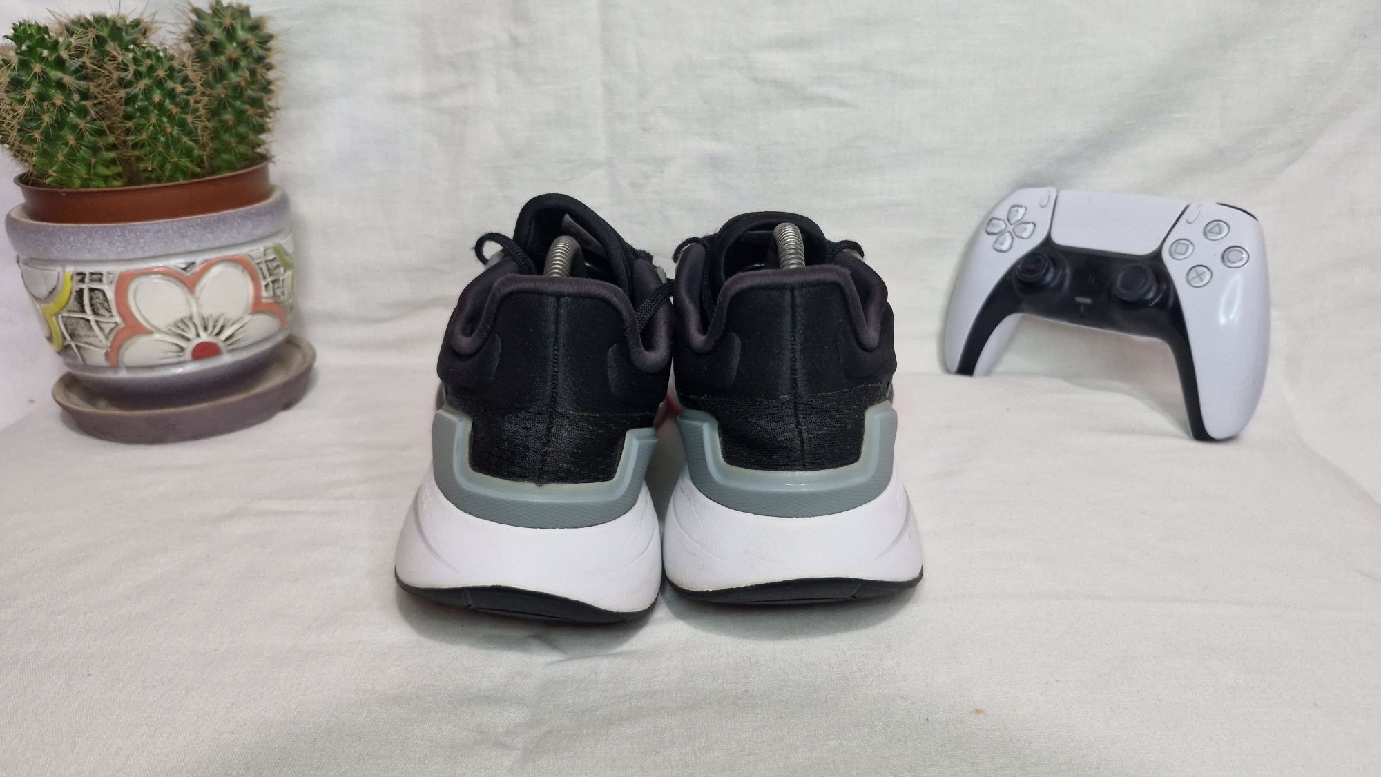 Кросівки Adidas EQ21 Run.Розмір 39