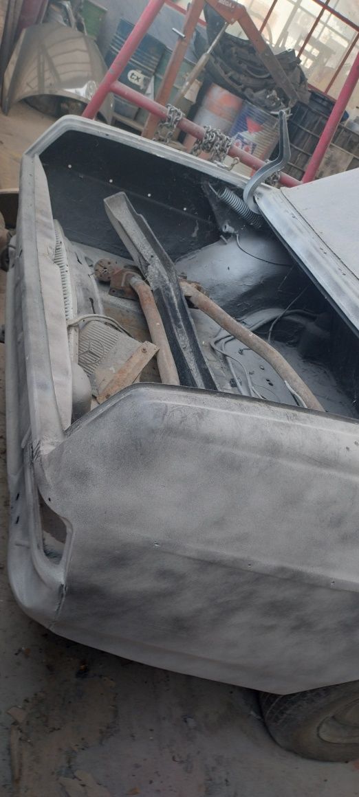 Mercedes-Benz W125/8 em fase de restauração