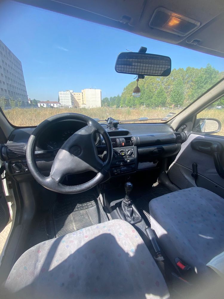 Vendo opel corsa de 3 portas