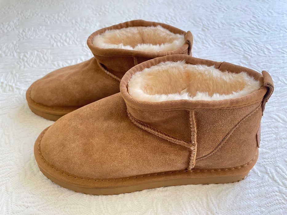 Botins de Camurça e Pelo estilo UGG Tam. 37 Novo sem Uso