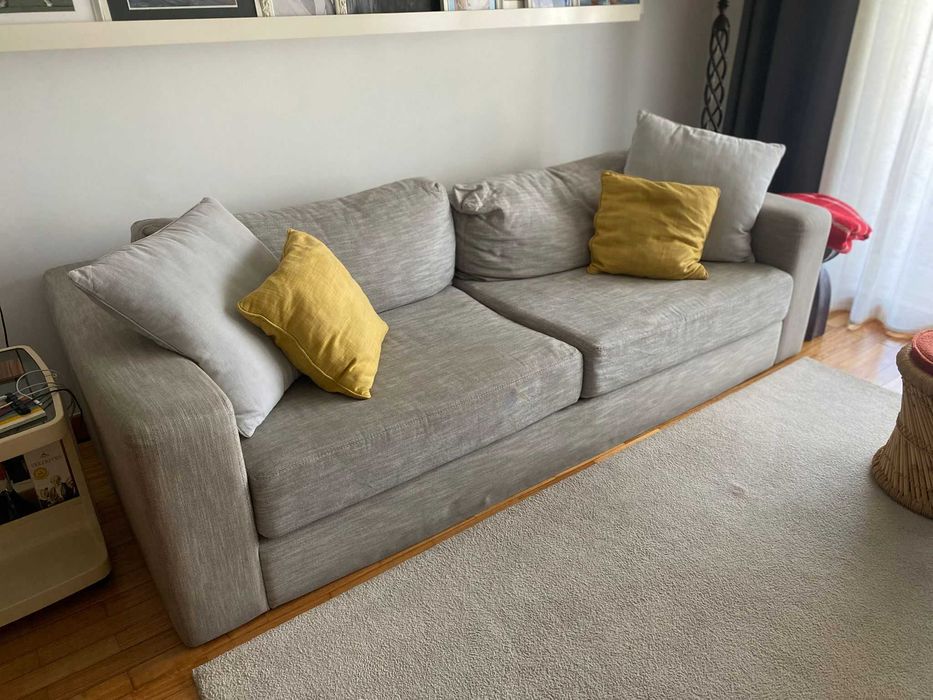 Sofá contemporâneo