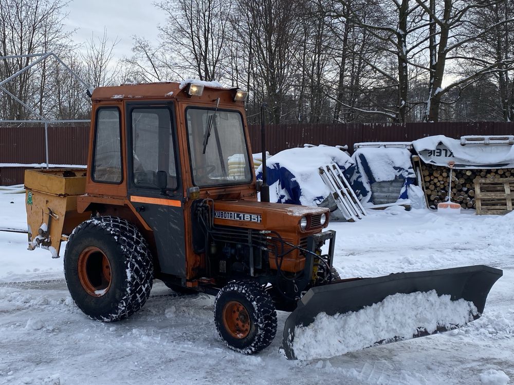 Traktor Kubota L185