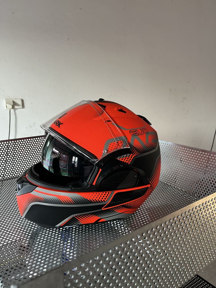 Kask motocyklowy wyscigowy Shark M