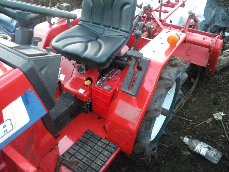 японский мініткрактор янмар ф 13