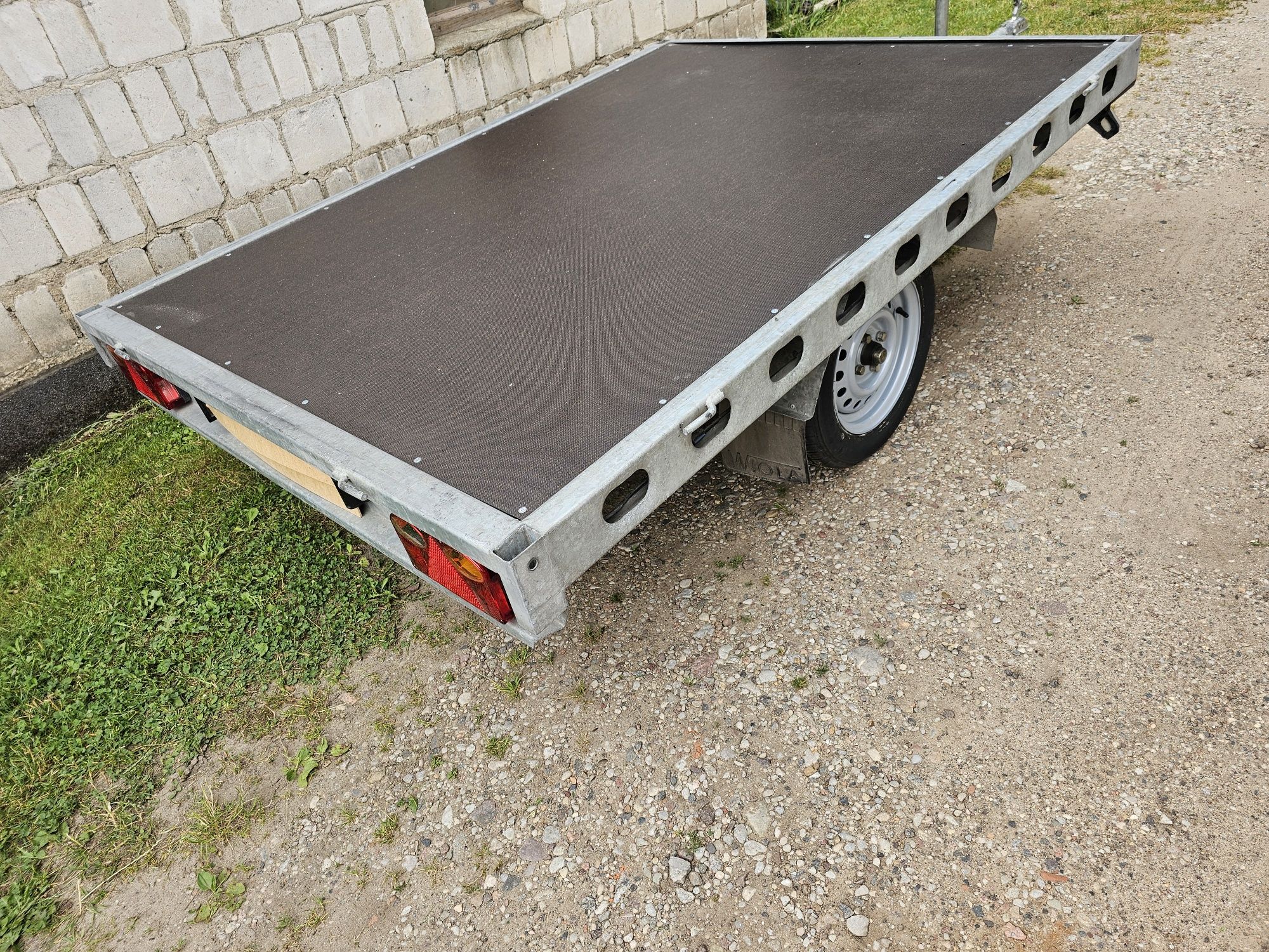 Przyczepka Platforma Wiola DMC 750kg Stelarz Plandeka Zdejmowane Burty