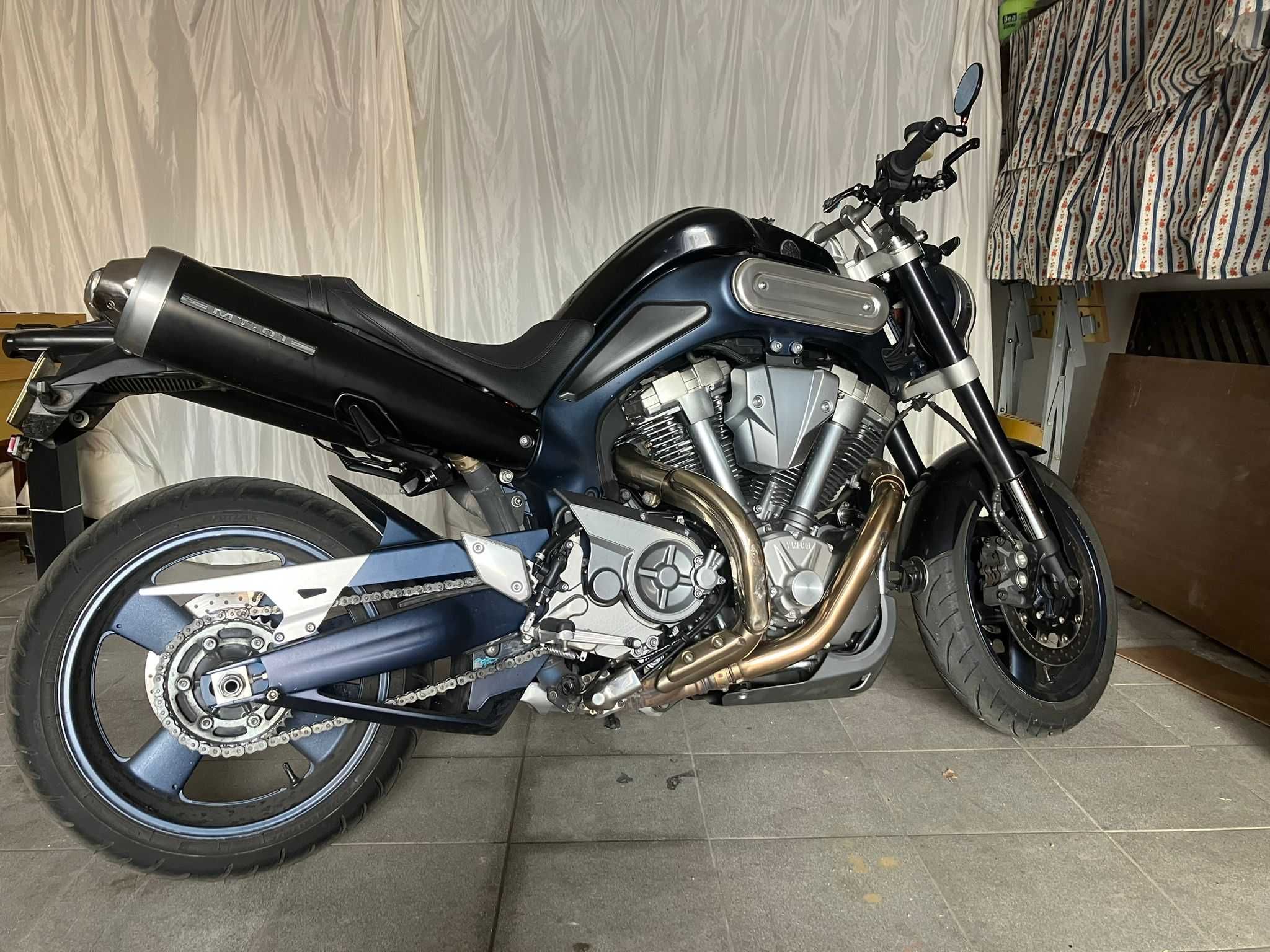 Yamaha MT01 ano 2007 com 26.365 km