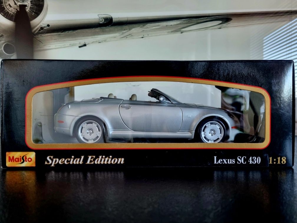 Lexus SC 430 1:18 (model kolekcjonerski Maisto)