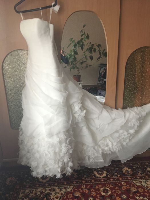 Нова весільна сукня. Свадебное платье. Wedding dress La Sposa design.