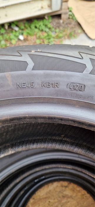 Opony zimowe Goodyear 235/60 R18 6 mm dot 2020 x4 uzywane