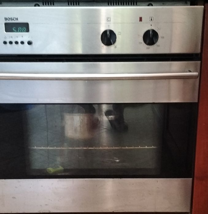 Forno eléctrico da marca Bosch