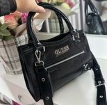 Продам нову сумку guess