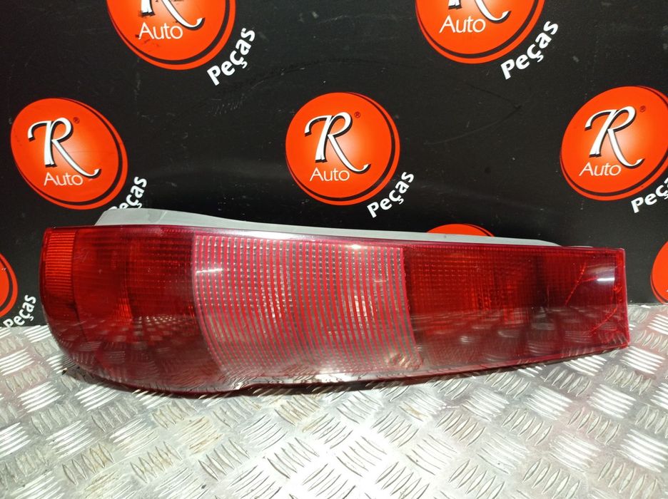 Farolim Stop Dto Fiat Punto (176_)