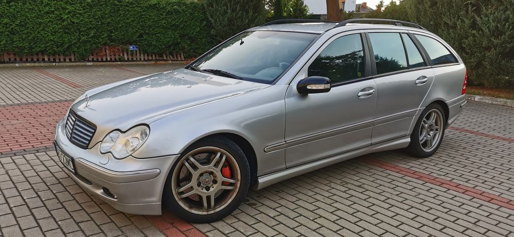 Mercedes c32 amg w203 354km