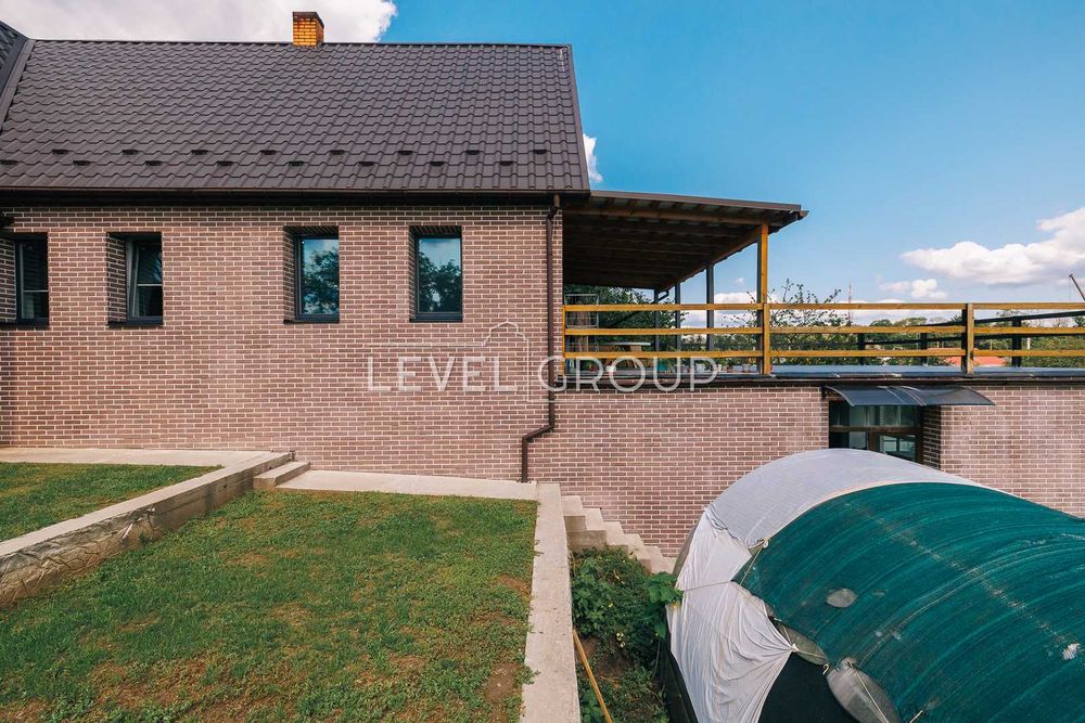 Оренда затишного будинку 275 м², 15 соток, у Лісниках