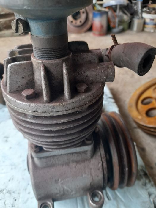 Sprężarka jednotłokowa używana