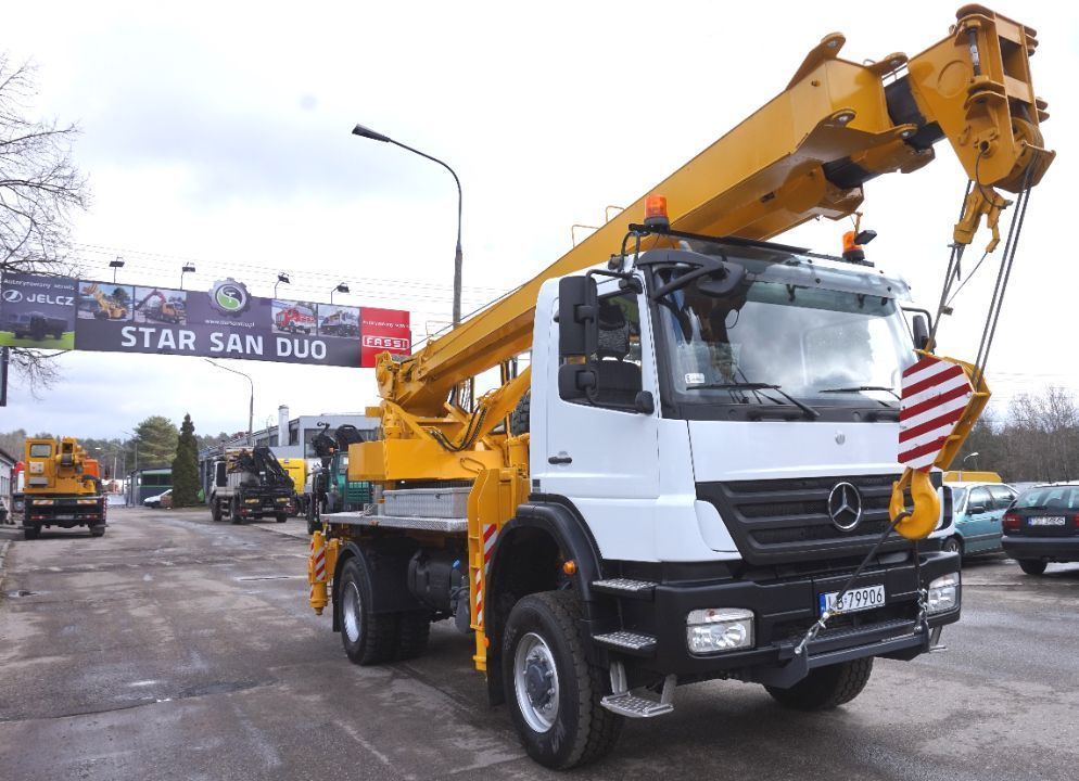 Mercedes-Benz 4X4  Żuraw CKD AD 14 Dźwig