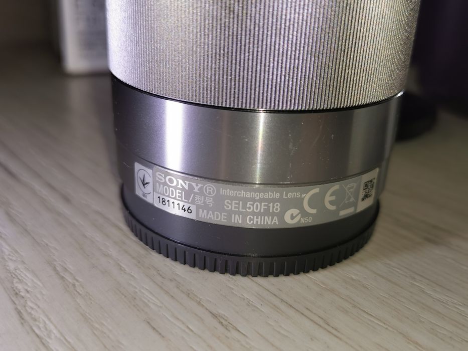 Об'єктив Sony E 50mm F/1.8 OSS SEL50F18