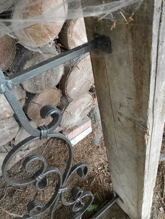 Krata stalowa kuta do okna