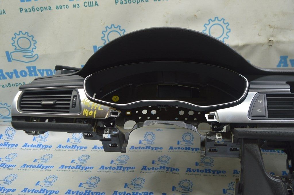 Торпедо передняя панель с AIRBAG Audi A6 C7 12-18 без проекции, черн (