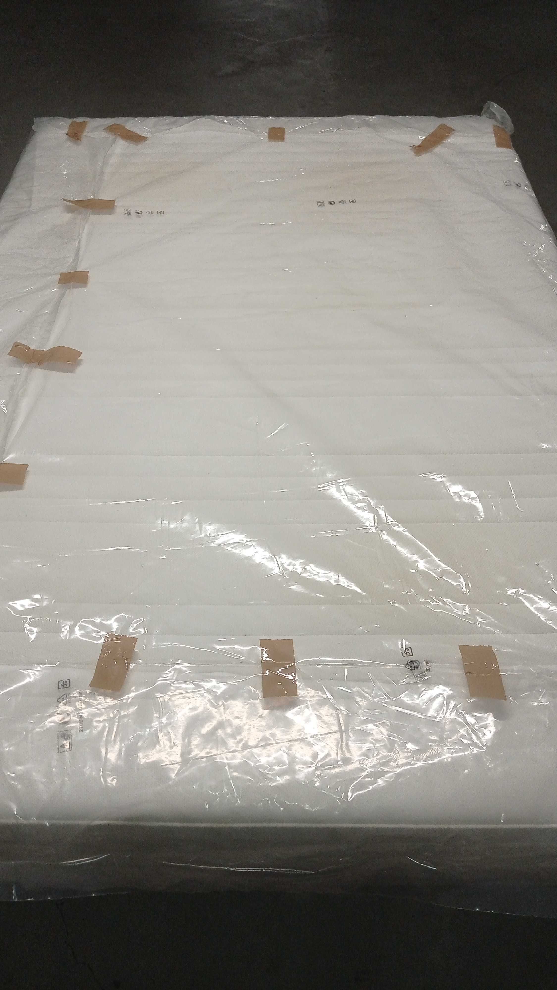 Cama 140cm - sommier IKEA Evanger e colchão IKEA Matrand