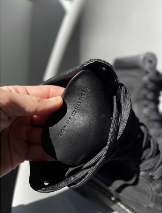 Tommy Hilfiger оригінальні шкіряні ботінки 39 розмір