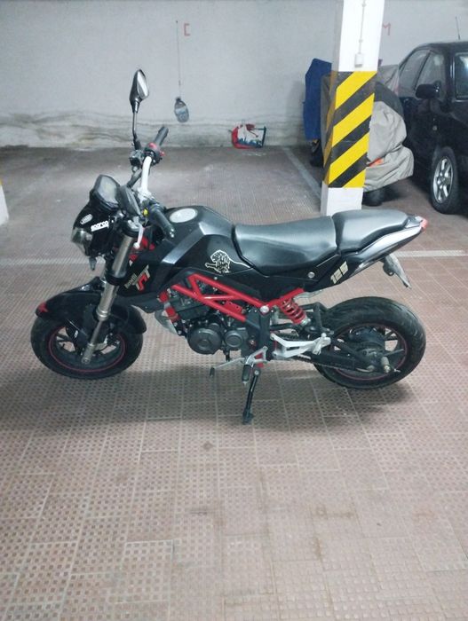 Benelli TNT 125 impecável