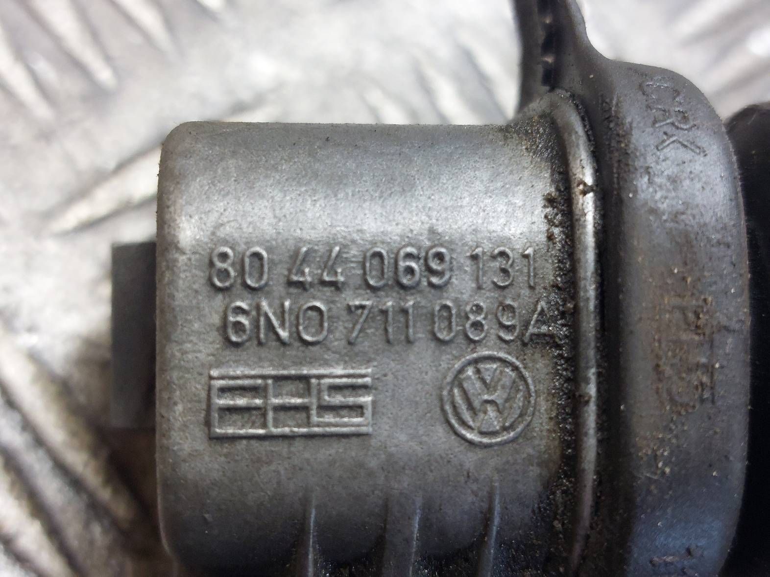 WYBIERAK SKRZYNI BIEGÓW VW POLO III 1.4 8V 6N0711089A 6N0711167
