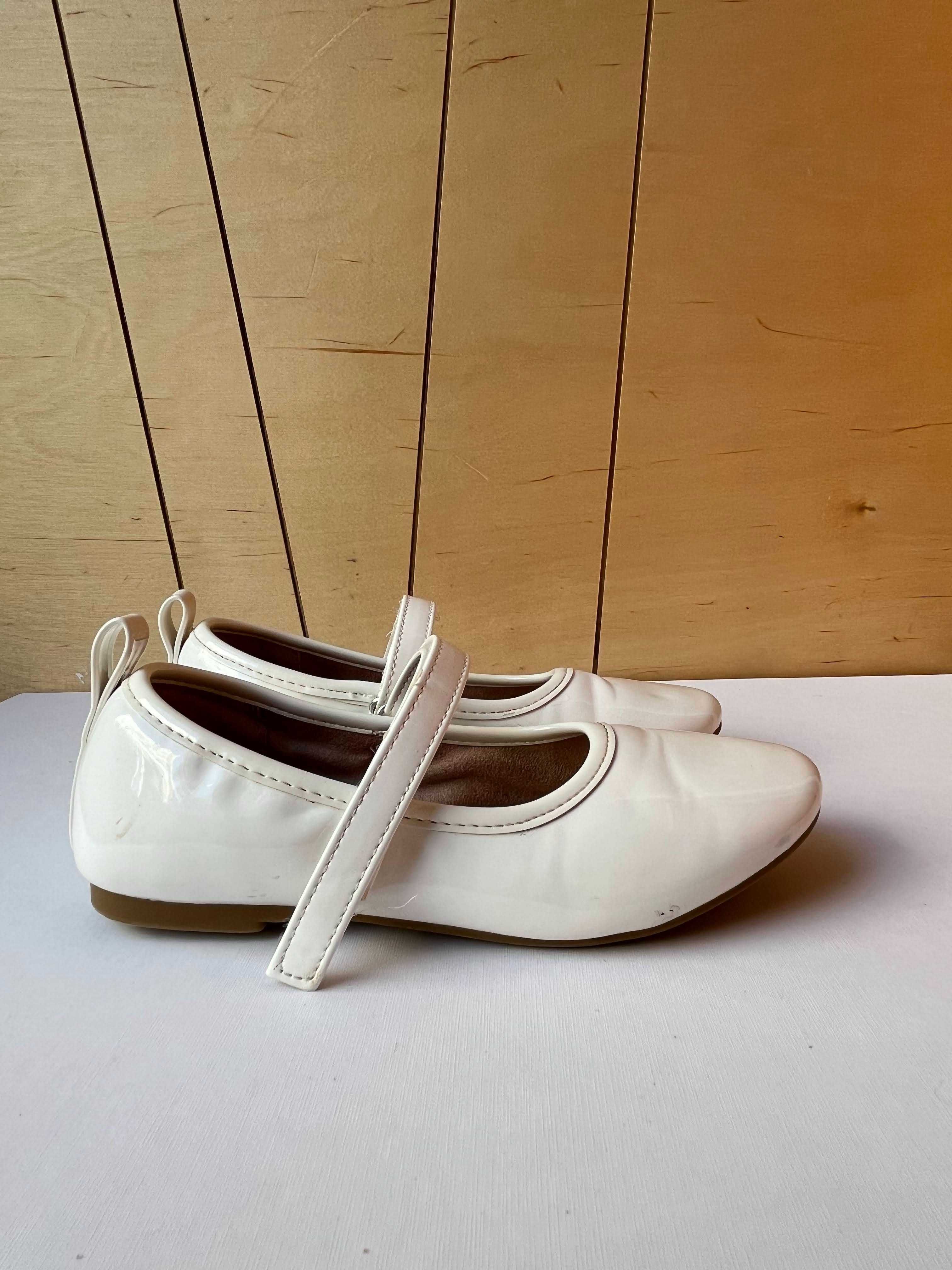 Balerinki dziewczęce, buty na komunię, buciki do sukienki