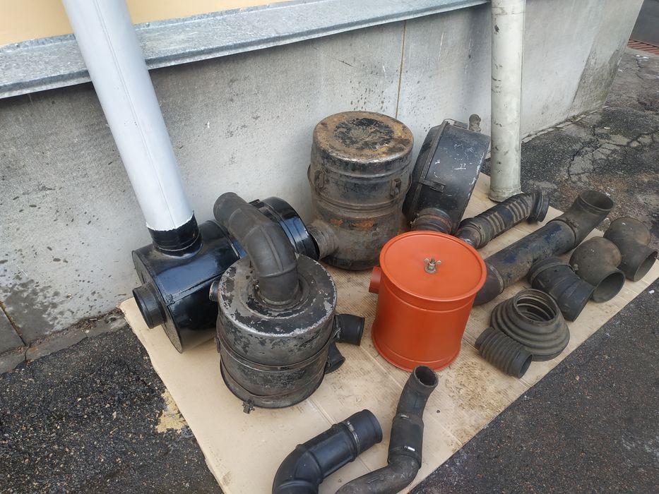 Корпуса воздушных фильтров ЗИЛ бычок КАМАЗ Урал ЗИЛ Гя