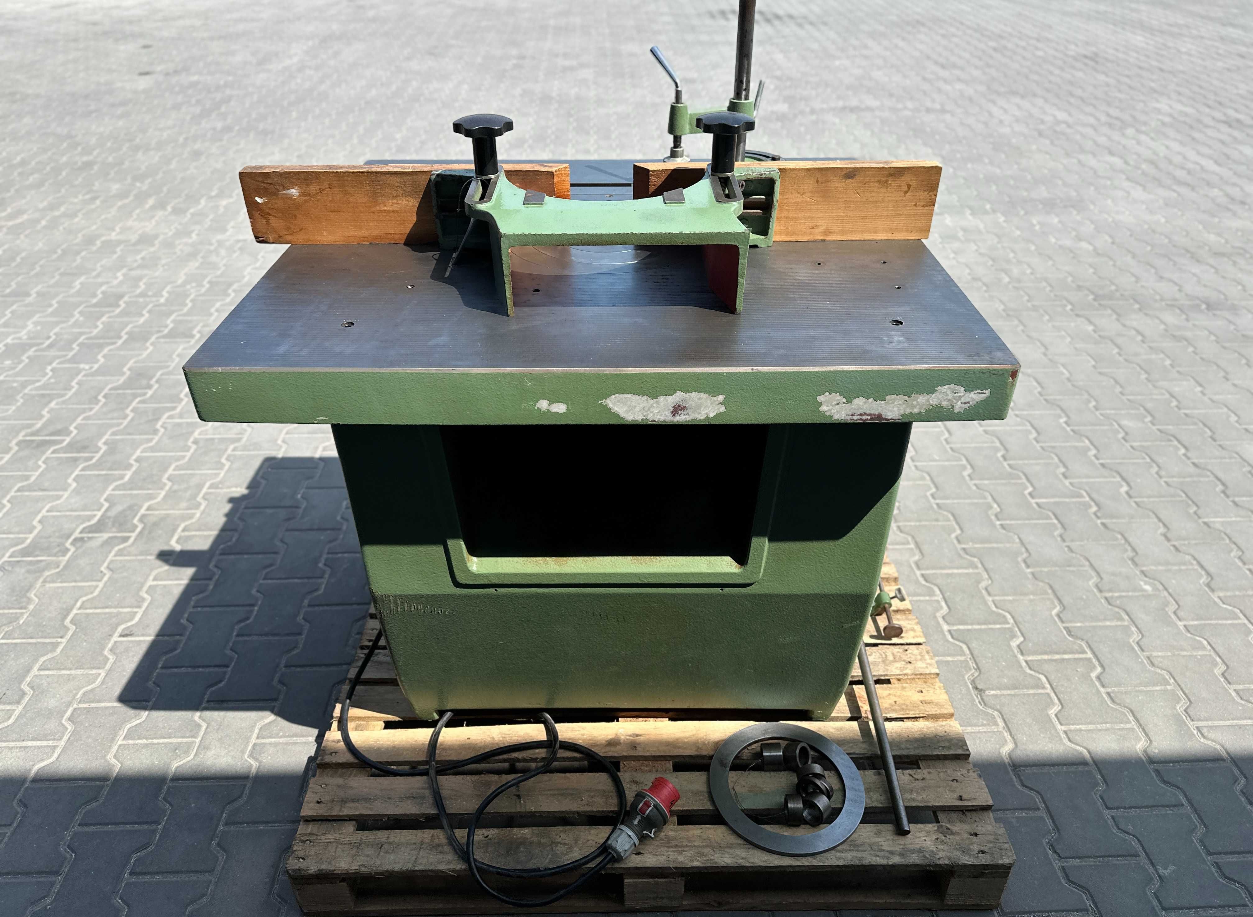 Frezarka dolnowrzecionowa SCM T120C z wózkiem (1357)