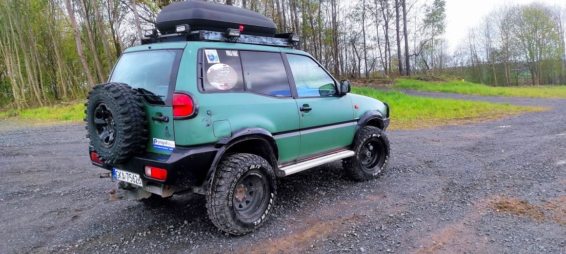 Nissan Terrano z Włoch, ZDROWA RAMA I BUDA Lift 4 cale