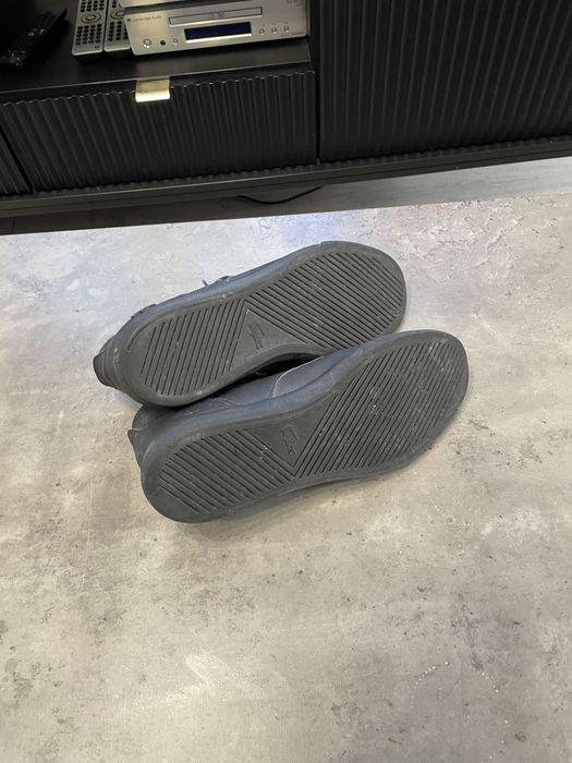 Buty męskie czarne sportowe Lacoste rozmiar 43