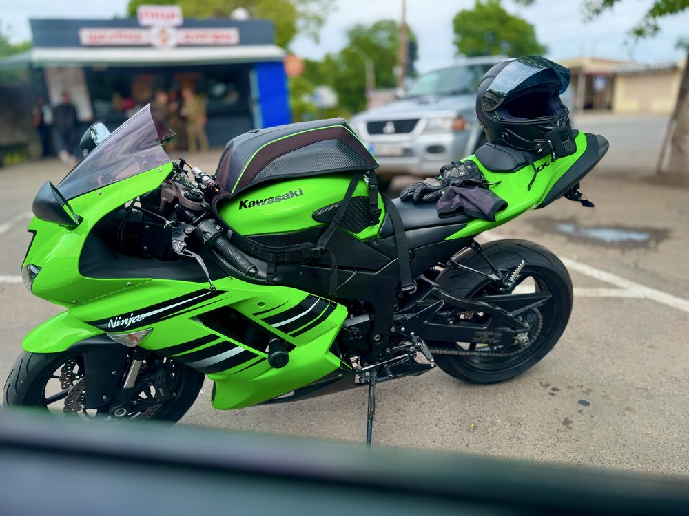 Kawasaki Ninja ZX6R Спортбайк