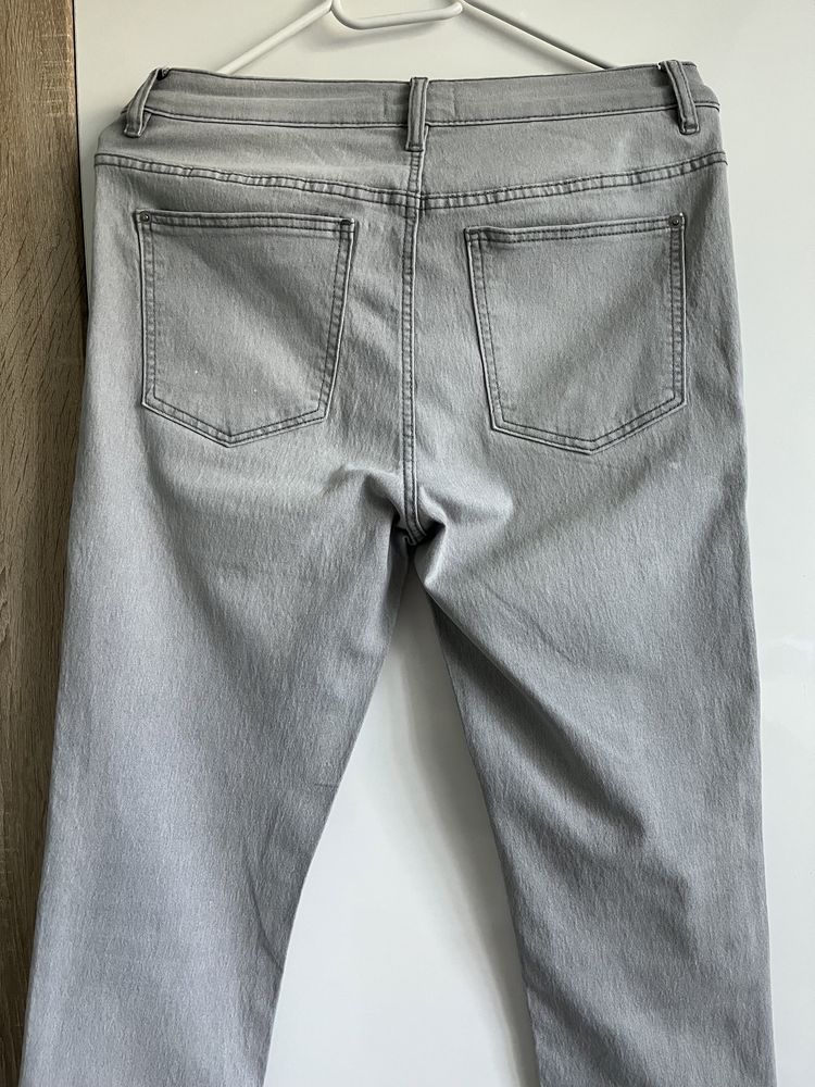 Szare spodnie jeansowe skinny fit Sinsay L