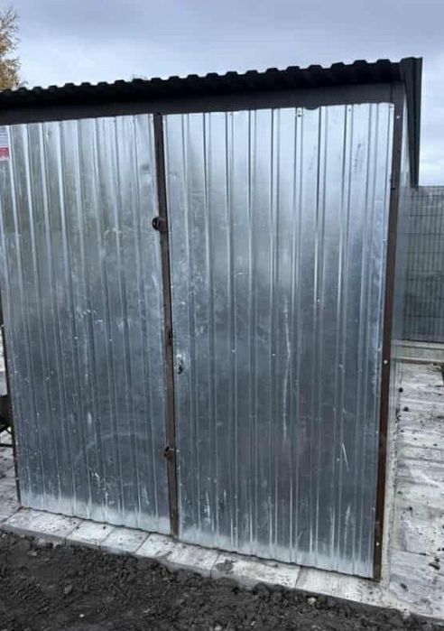 Garaż blaszany 2x3m, 6m², schowek, półroczny, Transport