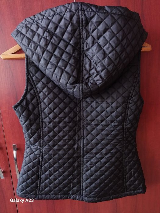 Безрукавка, жилетка жіноча + подарунок